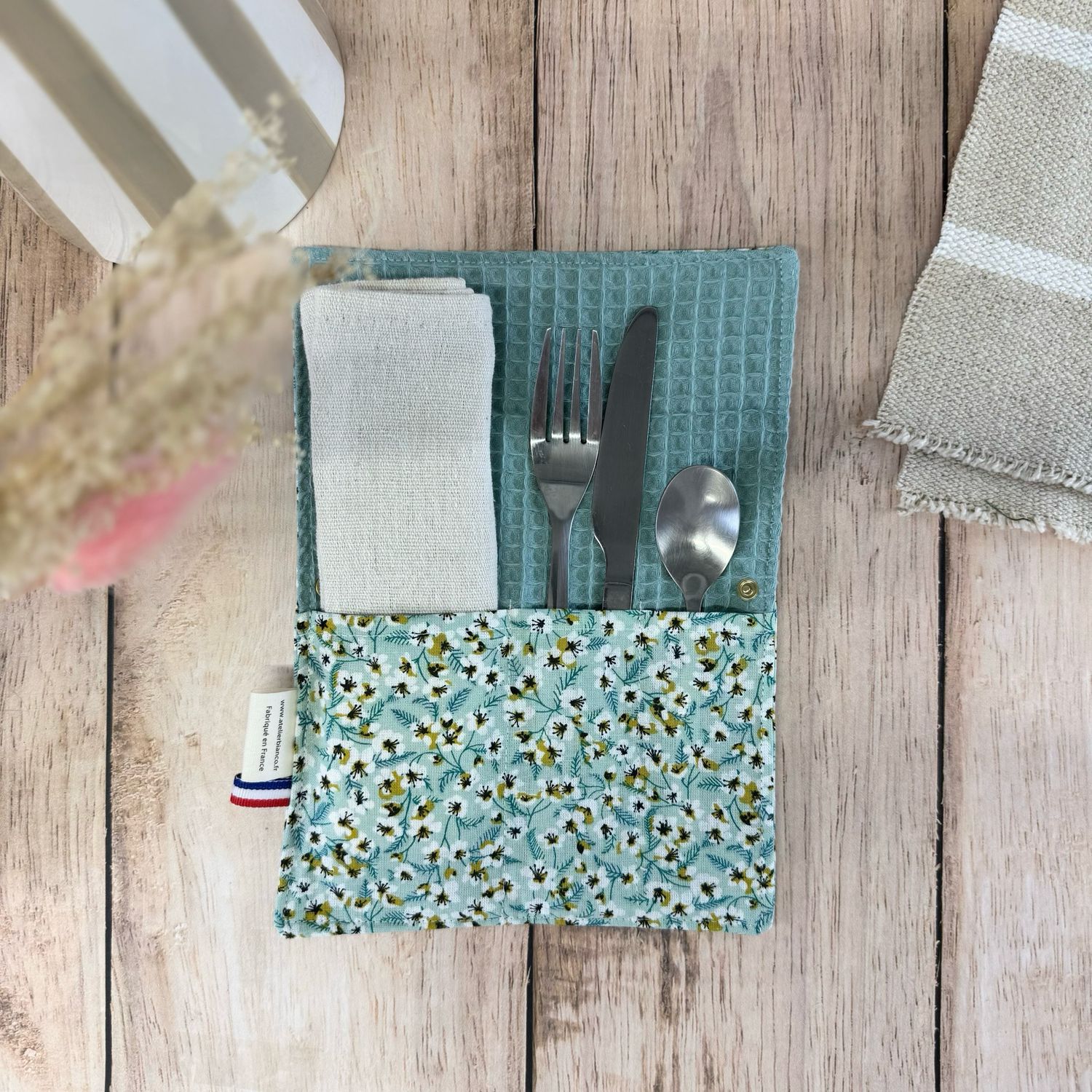 Pochette Multi-Usages – Couverts, Brosse à dents & Dentifrice