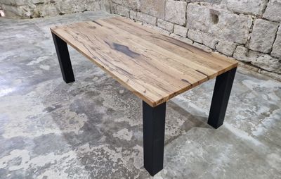 Plateaux de table