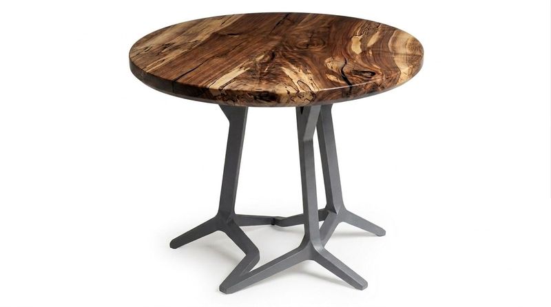 Pied de table ronde en métal effet arbre – modèle COMO Pied de table rond COMO sur mesure en métal gris design branche d'arbre pour plateau bois massif.