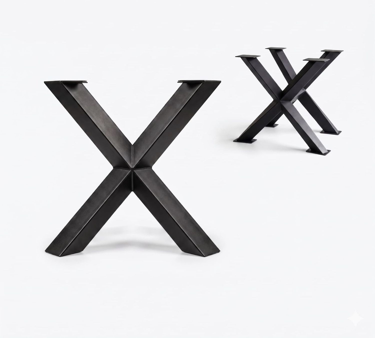Pieds de Table en X Effet Diamant en Métal – Modèle Sur Mesure Pieds de table central ou piètement de forme cruciforme double X rappelant des facettes de diamant. Design industriel.