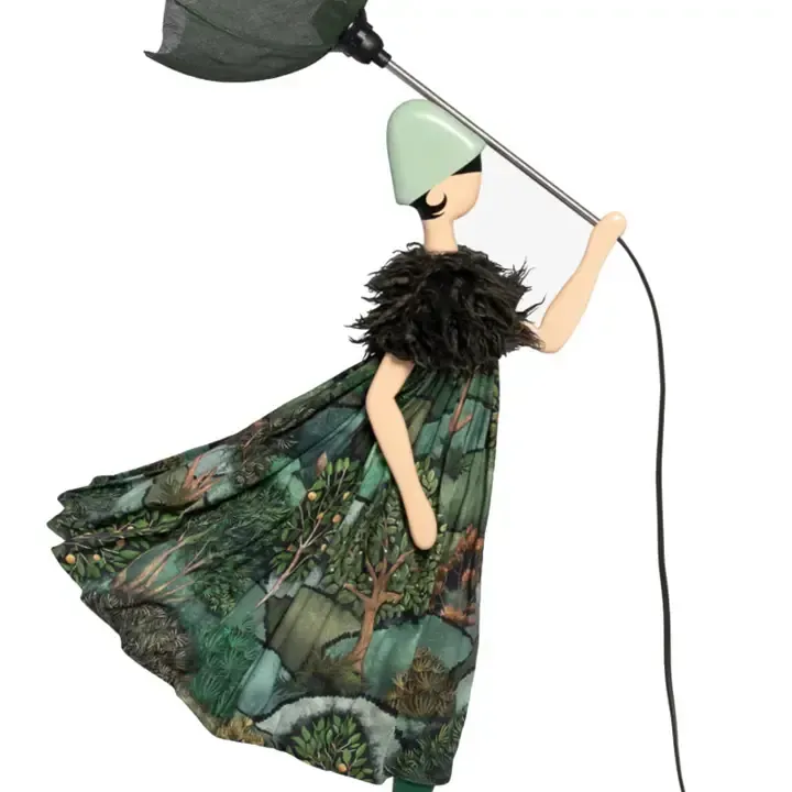 Idilly_lady_lamp