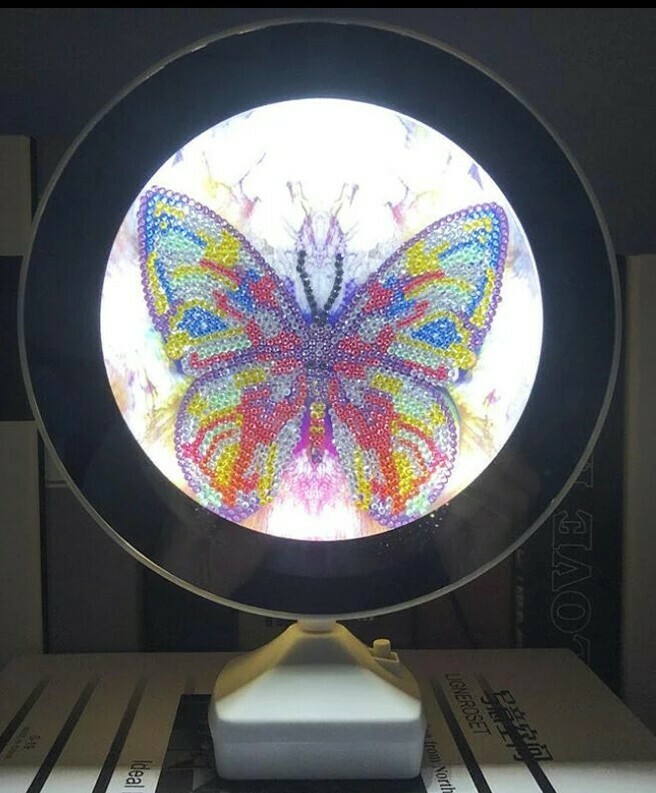 LED Mirror/Frame, Butterfly - In-house Diamond Paintings - Days-dream
