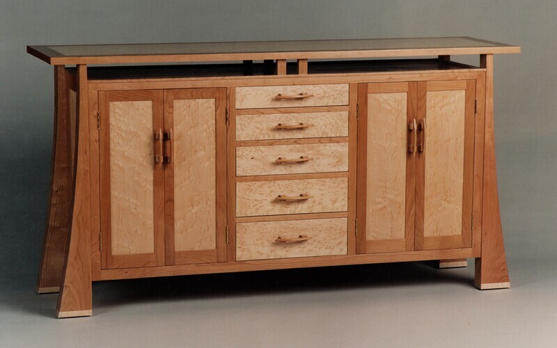 Buffet or bathroom Cabinet