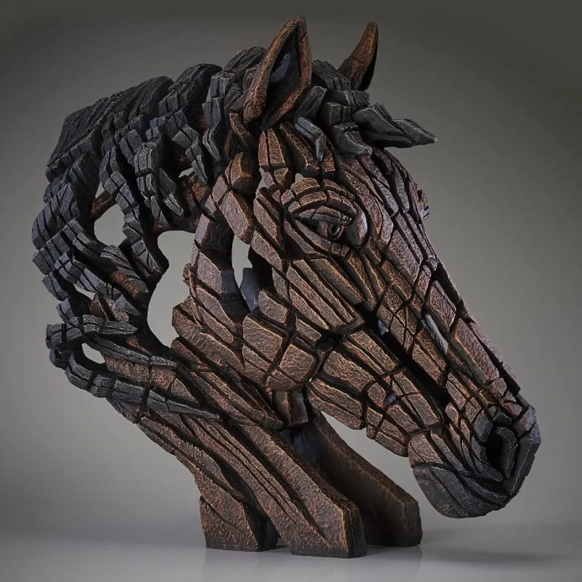 Horse Bust Bay by Edge Sculpture