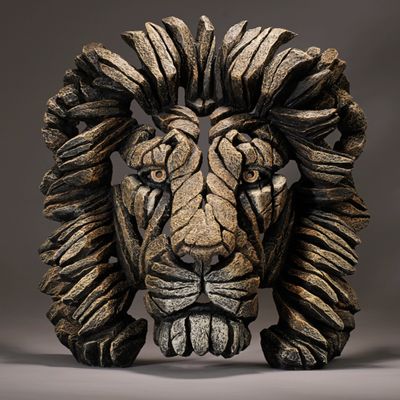 Savannah Lion by Edge Sculpture