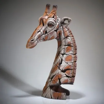 Giraffe Bust (Large) by Edge Sculpture