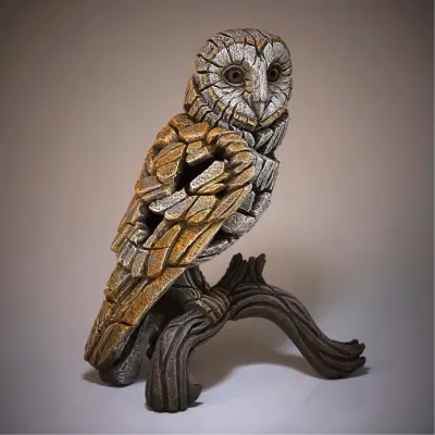 Barn Owl by Edge Sculpture