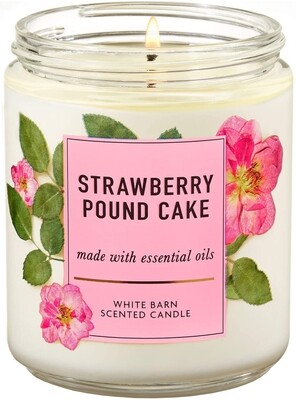 Bath and body works single wick candle- strawberry pound cake