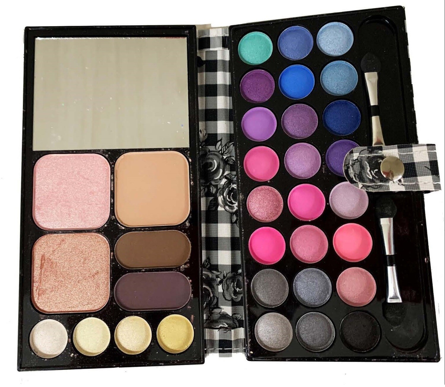 Paleta 28 Sombras+1Polvo Compacto +2 Rubores +2 Eyebrow Powder + 2 Aplicadores con espejo, Tono: Tapa Negra