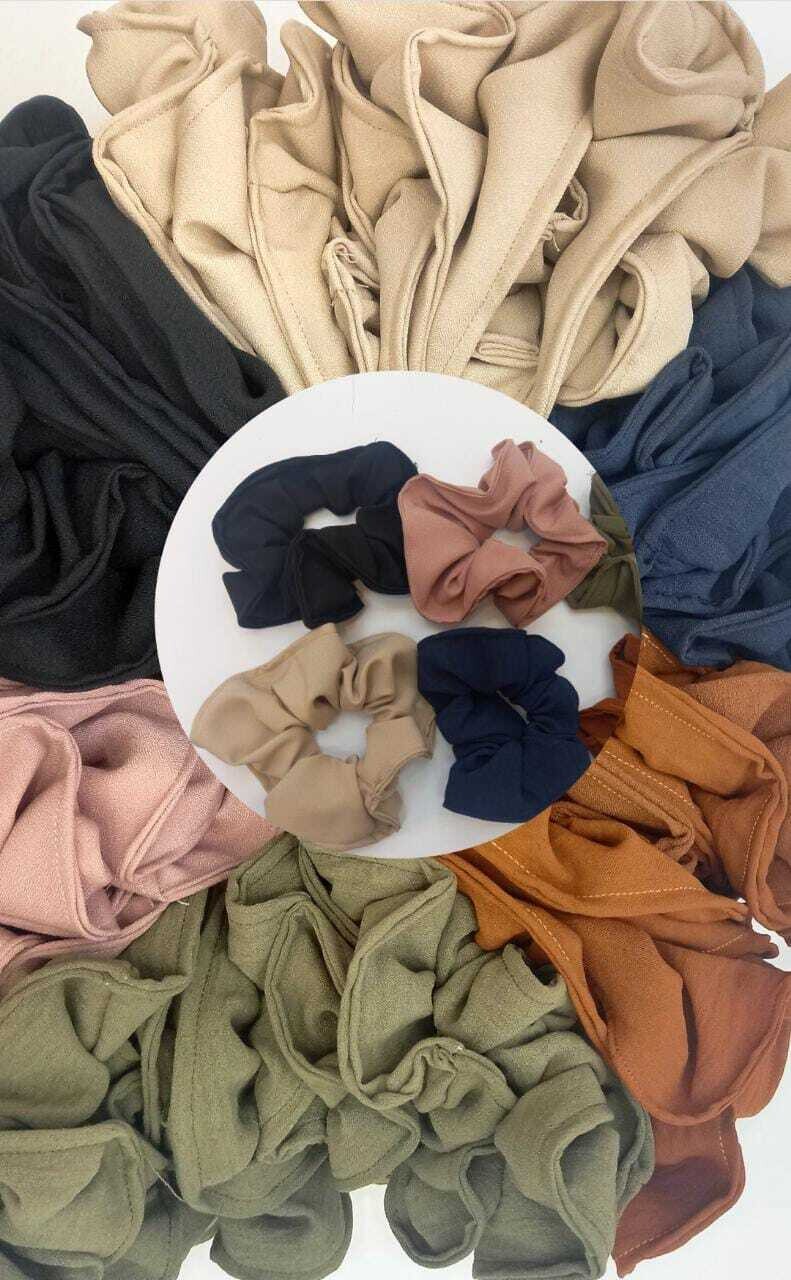 Colitas Scrunchies