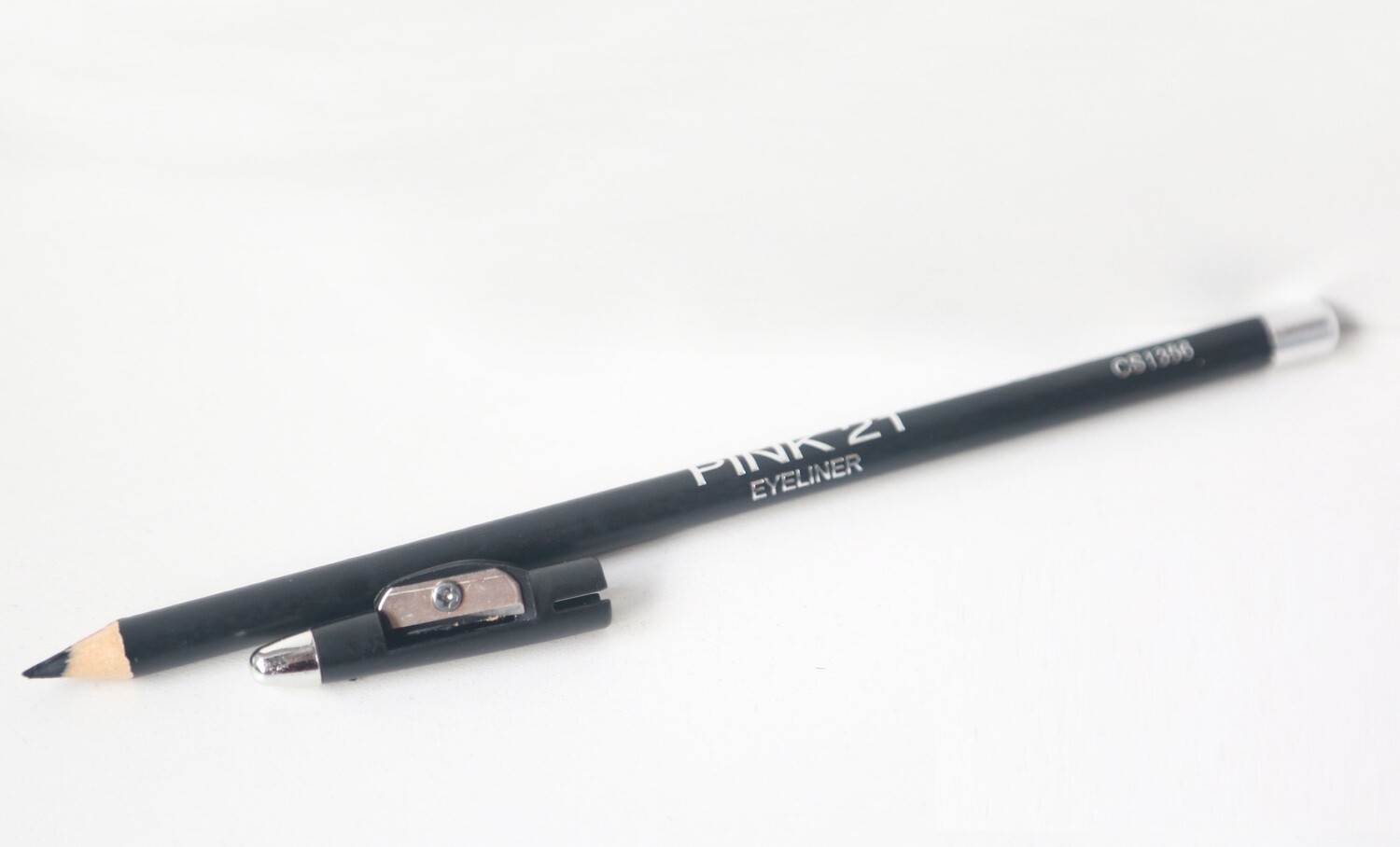 DELINEADOR PARA OJOS CON SACAPUNTAS PINK21