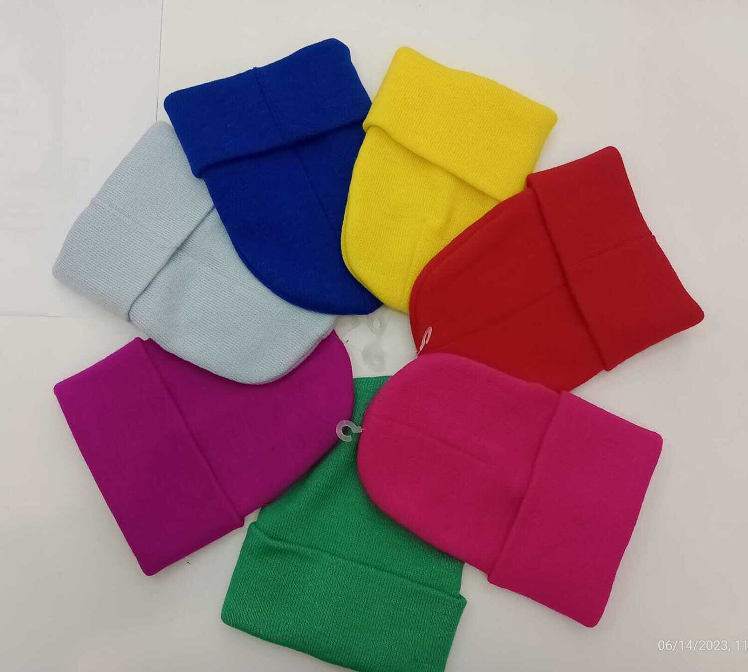 GORRO DE LANILLATEJIDO