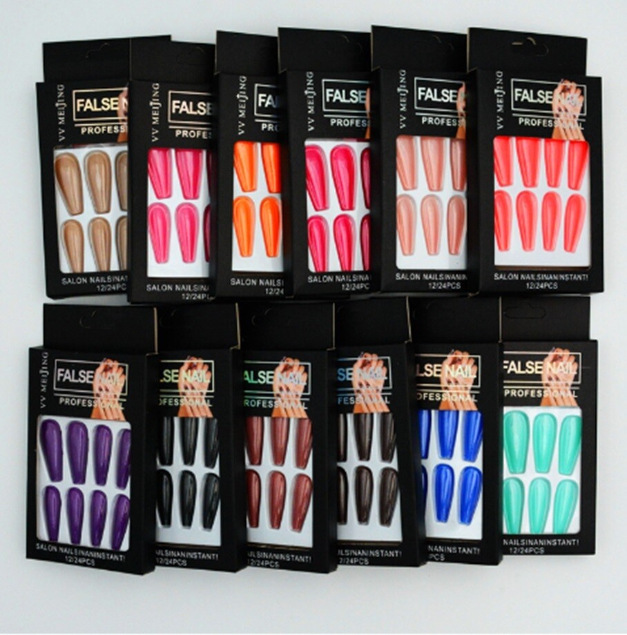 UÑAS POSTIZAS BALLERINA CON COLOR 12 PIEZAS