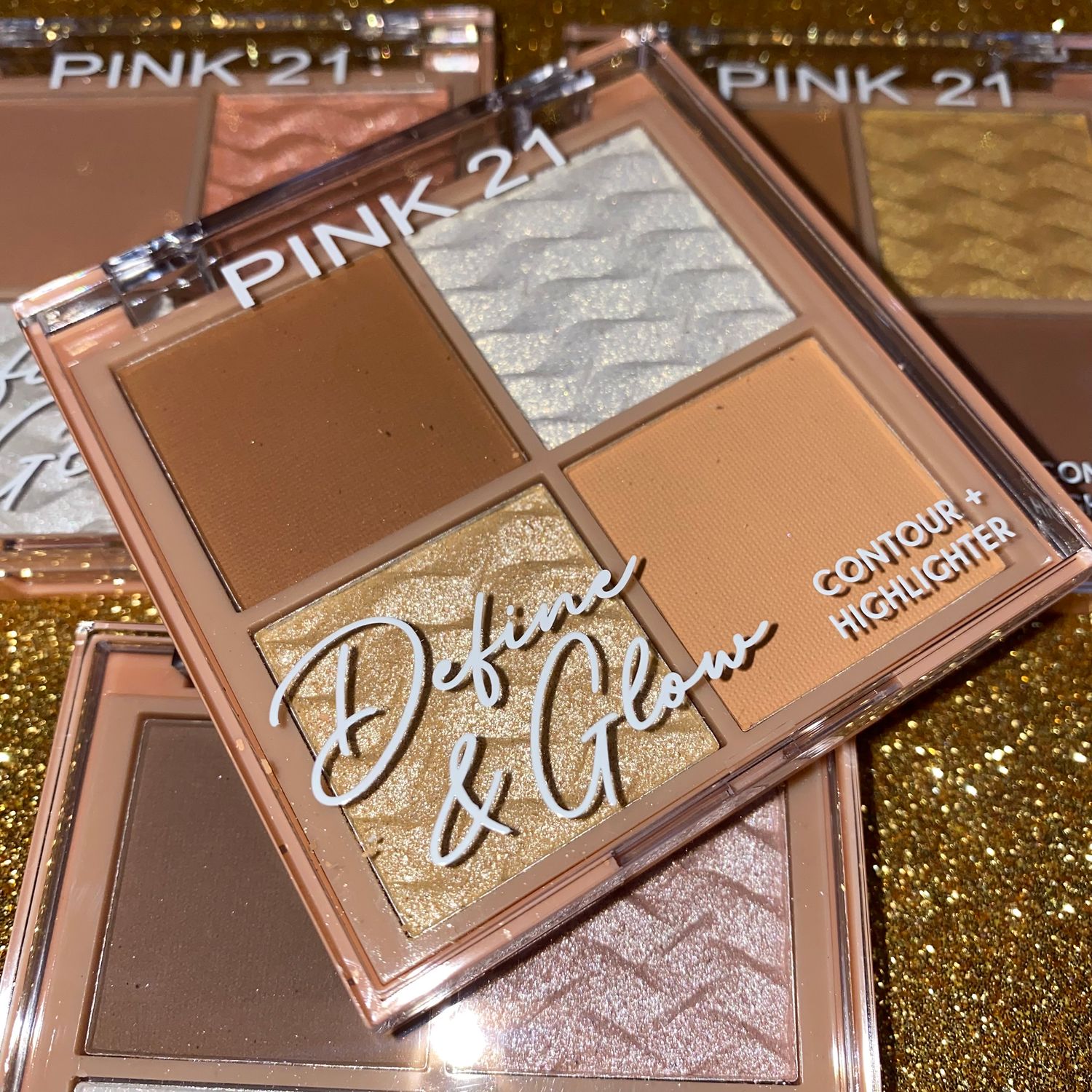 PALETA DE CONTORNO E ILUMINADOR EN POLVO &quot;DEFINE &amp; GLOW&quot; HIGHLIGHTER + CONTOUR PINK21