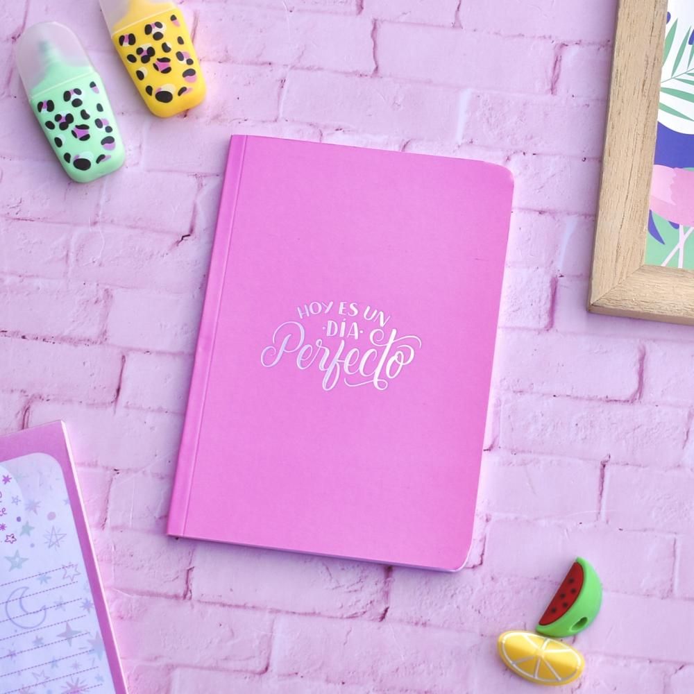 LIBRETA PASTEL CON HOLOGRAMA
