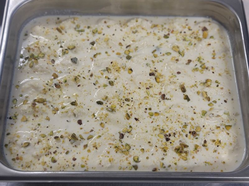 Pista Ras Malai - pan
