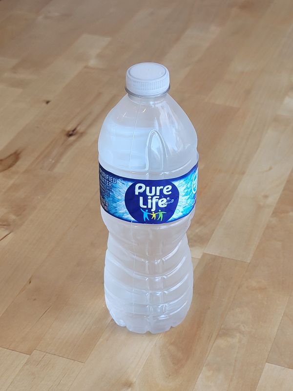 Water bottle (0.5L)