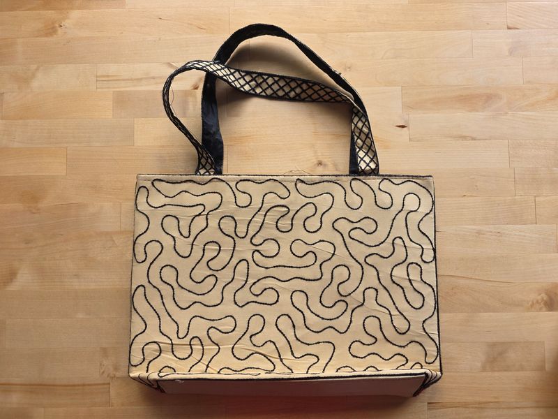 Tote 01