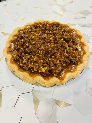 Pumpkin Pie with Pecan Crisp topping