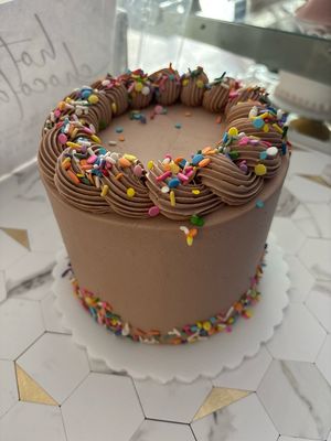 Vanilla and Fudge Cake