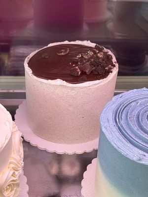 Cookies and Cream Cake