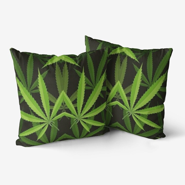 Home Goods Premium Hypoallergenic Throw Pillow