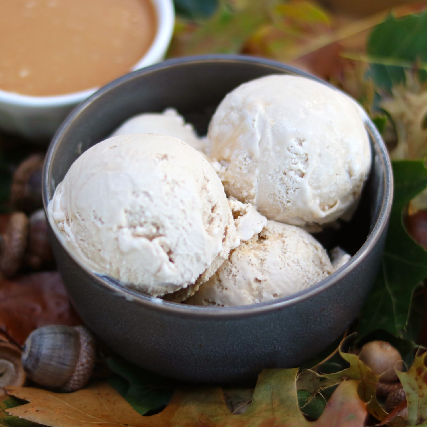 Toasted Oak + Southern Caramel