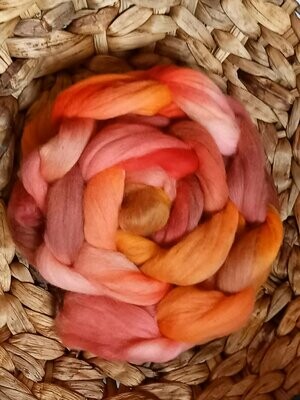 BioFilz - Wertvolle handgefärbte Wolle zum Trocken- und Nassfilzen- orange