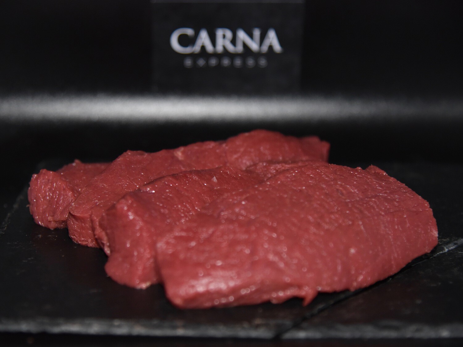Steak de cheval coupé