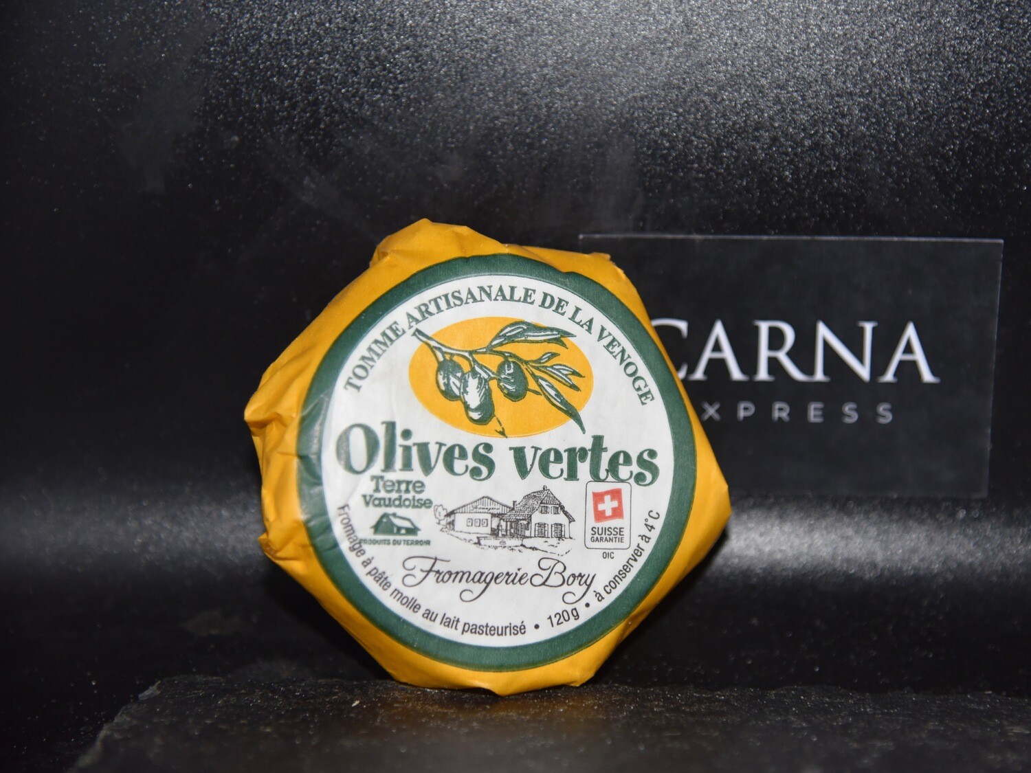 Tomme artisanale aux olives vertes