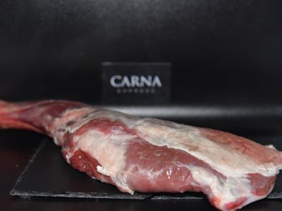 Epaule d&#39;agneau avec os