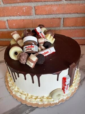 Pastel drip kinder bueno y nutella desde 12 raciones