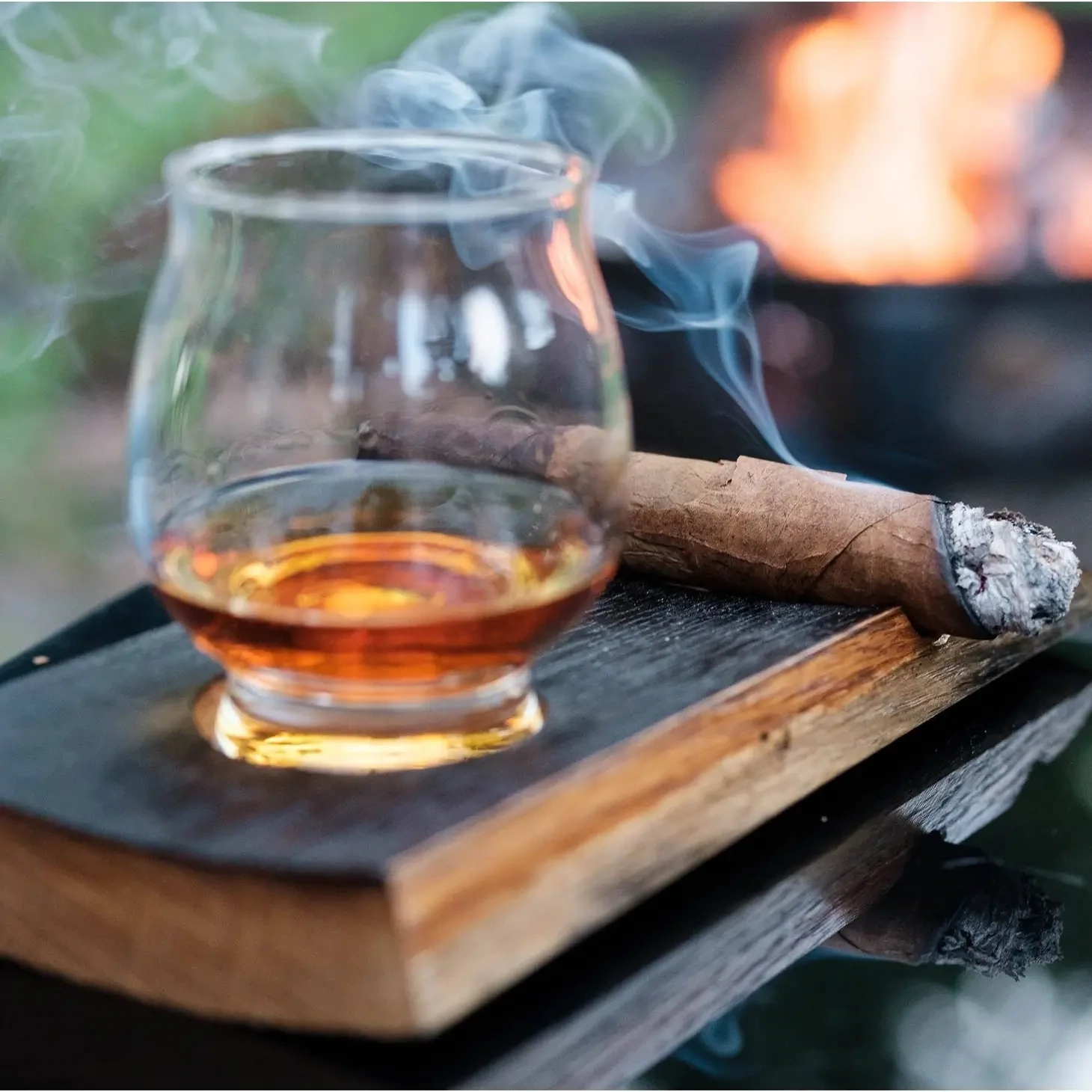 Cigar Holder and Coaster with Whiskey Tasting Glass | default