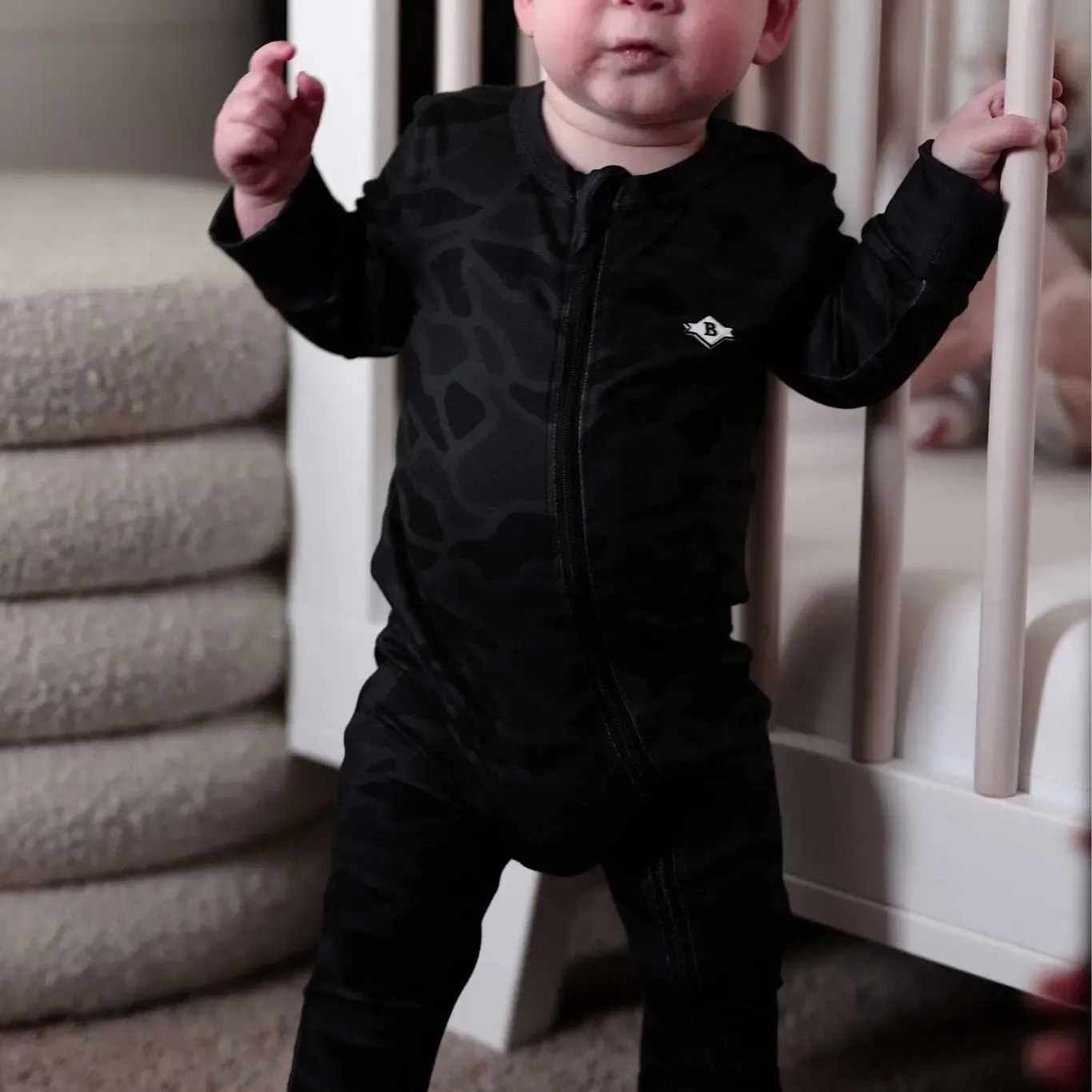 Burlebo Baby Zip Up - Black Camo
