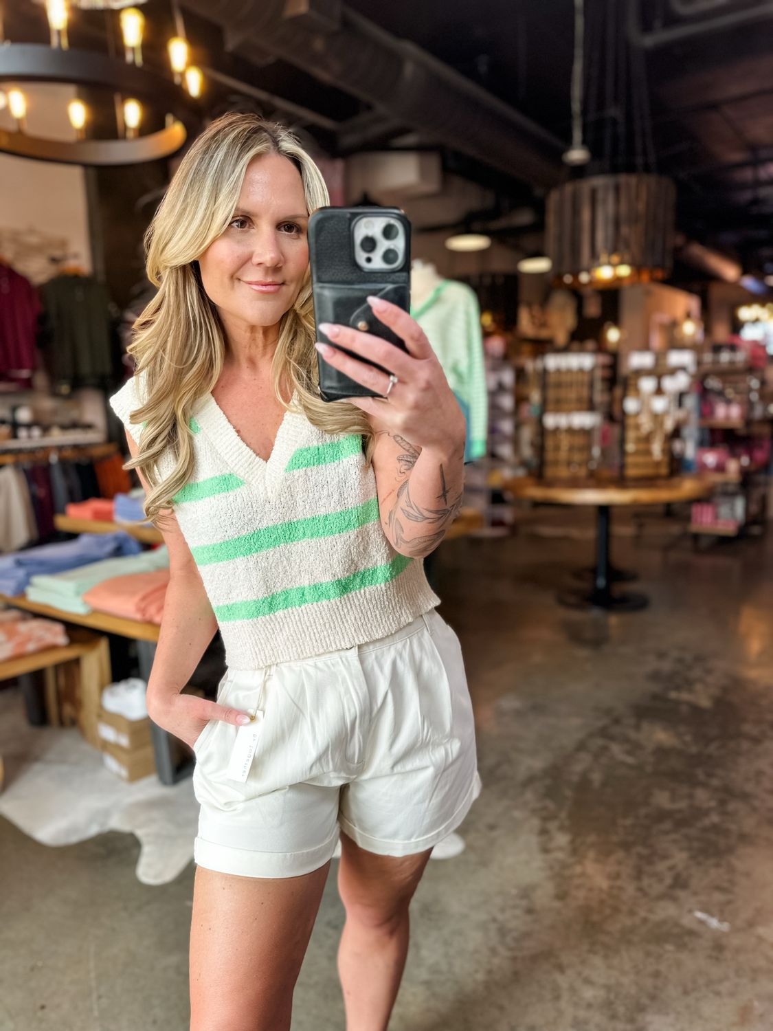 Cream Woven Shorts w/ Pleats