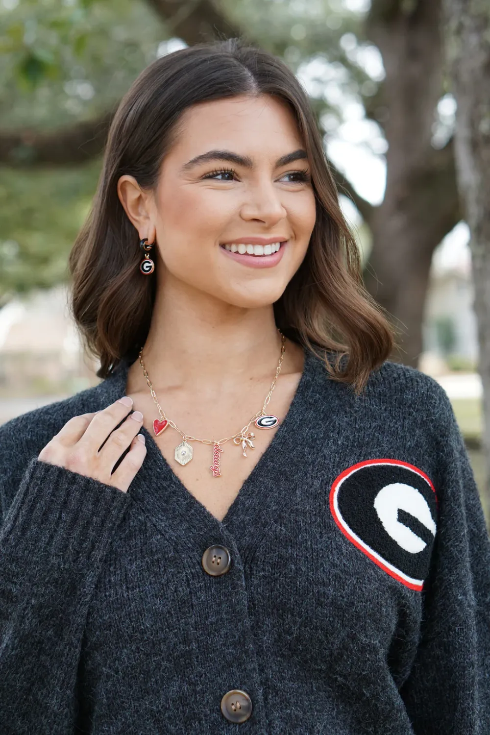 Georgia Bulldogs Paper Clip Charm Collector Necklace in Shiny Gold