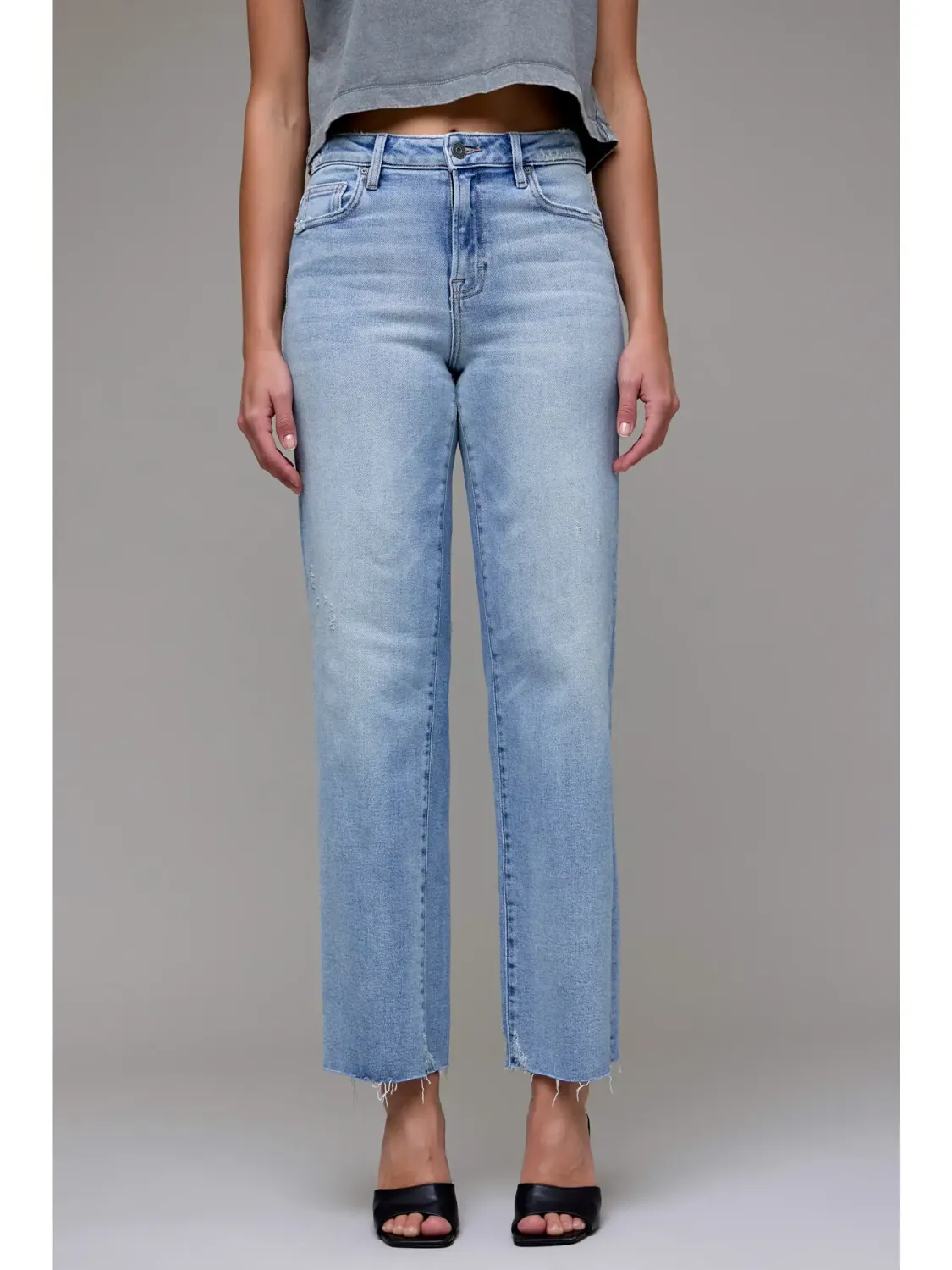 ​Everyday Ease Straight Leg Jean by Hidden 💙