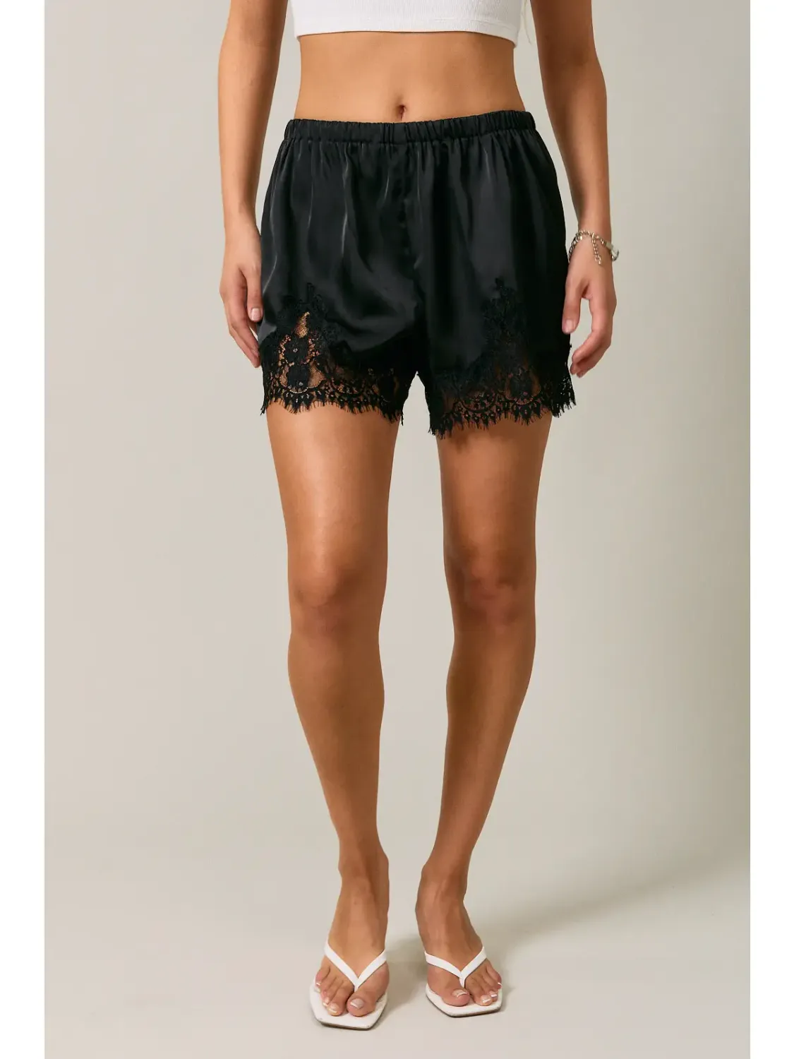 Black Elastic Waist Mid Rise Lace Trim Shorts