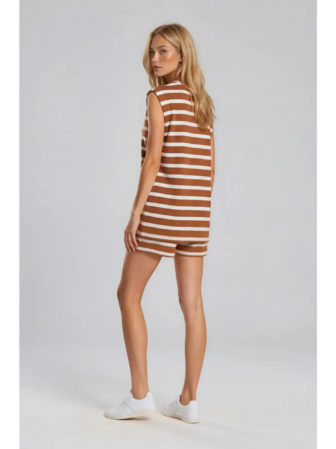 SET Stripe Slit Tunic Top &amp; High Waist Shorts 
