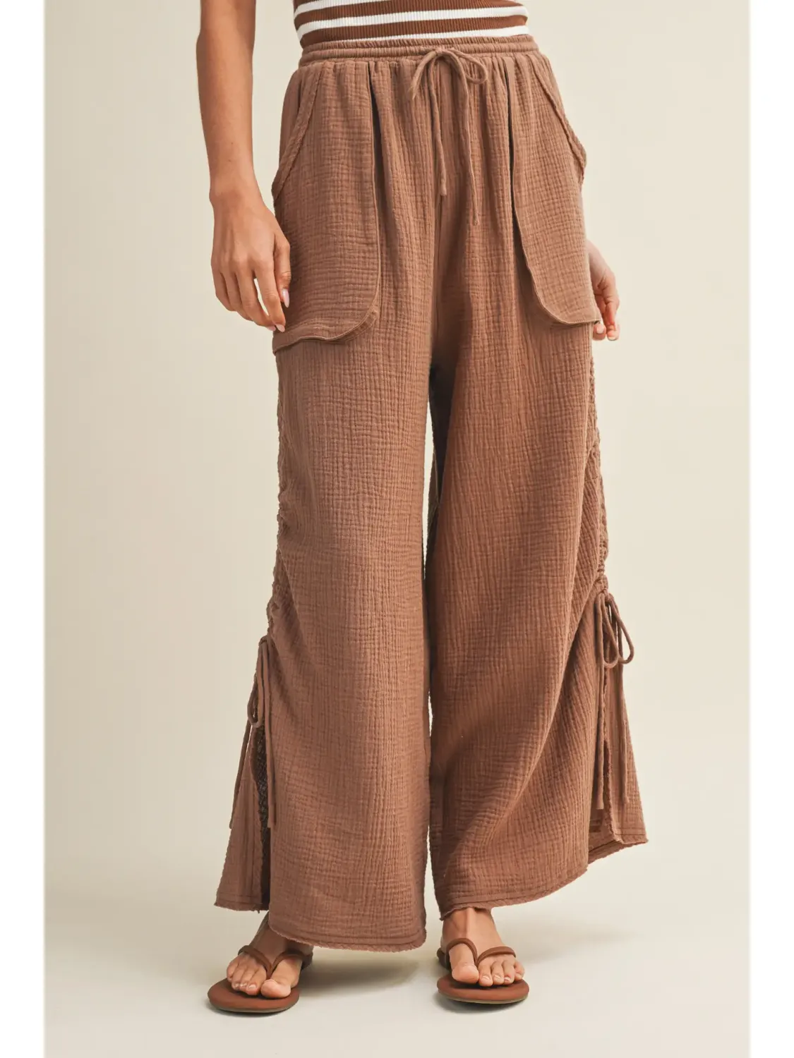 Tiramisu Textured Gauze Ruched Side Slit Pant