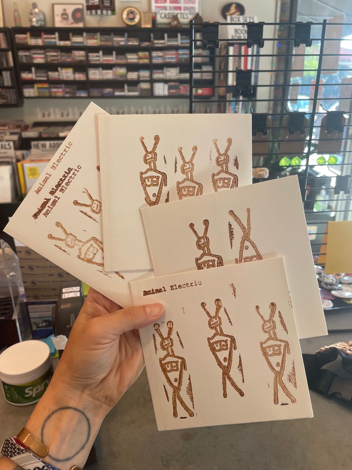 Animal Electric "S/T" EP 
