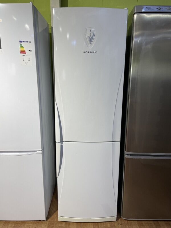 Combi Daewoo Nofrost 200x60cm