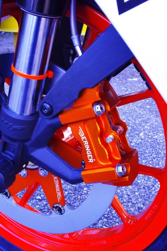 BERINGER K3R ディスクローター　ブルー BERINGER K3R ディスクローターブルー