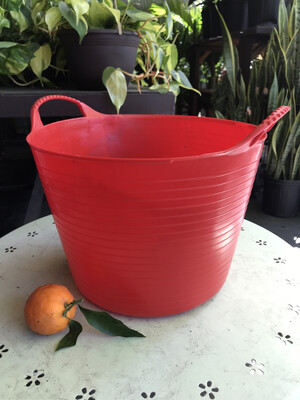 Small Tub Trug  (3.7 gal) - Red