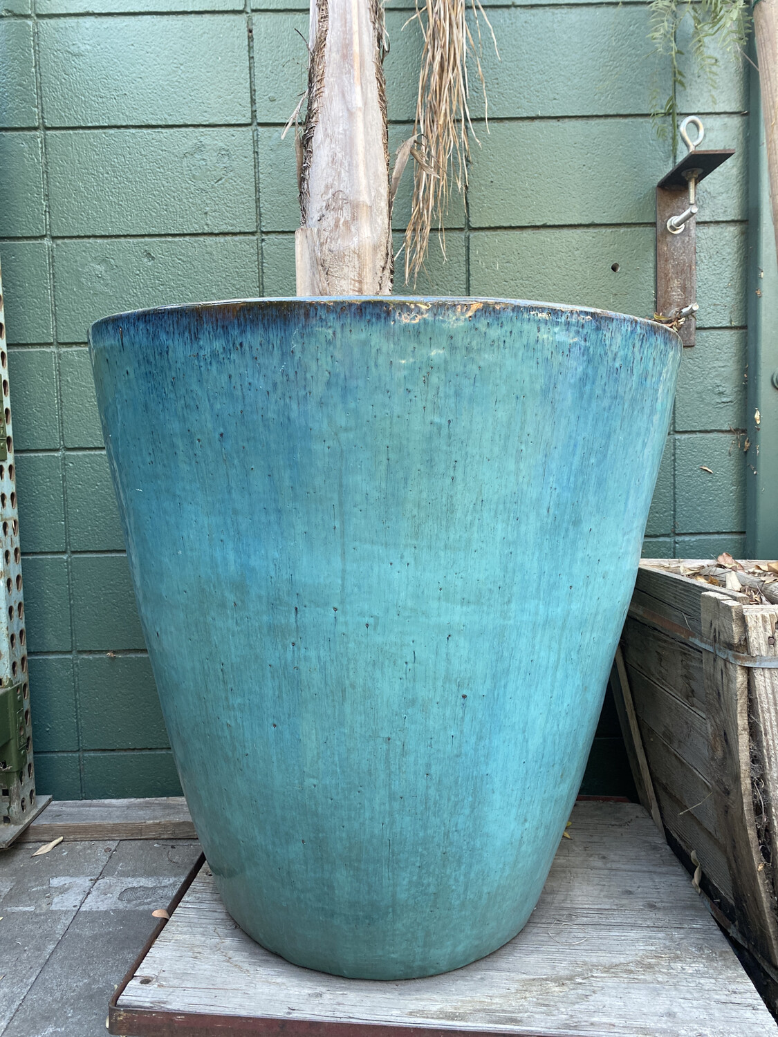 Vertical Cone - Turquoise Ceramic - 30&#39;&#39;x30&#39;&#39; 