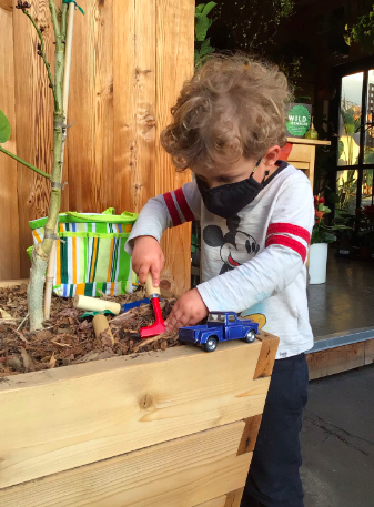 Kids&#39; Garden tools with Tote