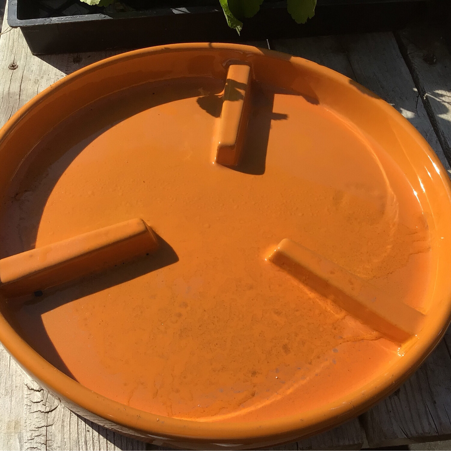 15&quot; Glaze Deep Rib Saucer - CITRUS ORANGE