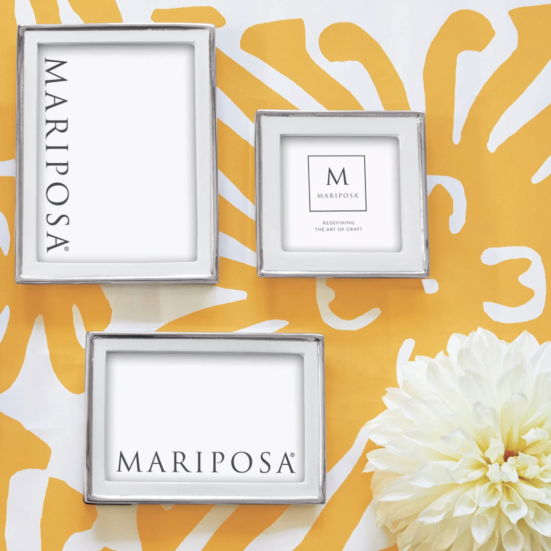 Mariposa Signature Frame