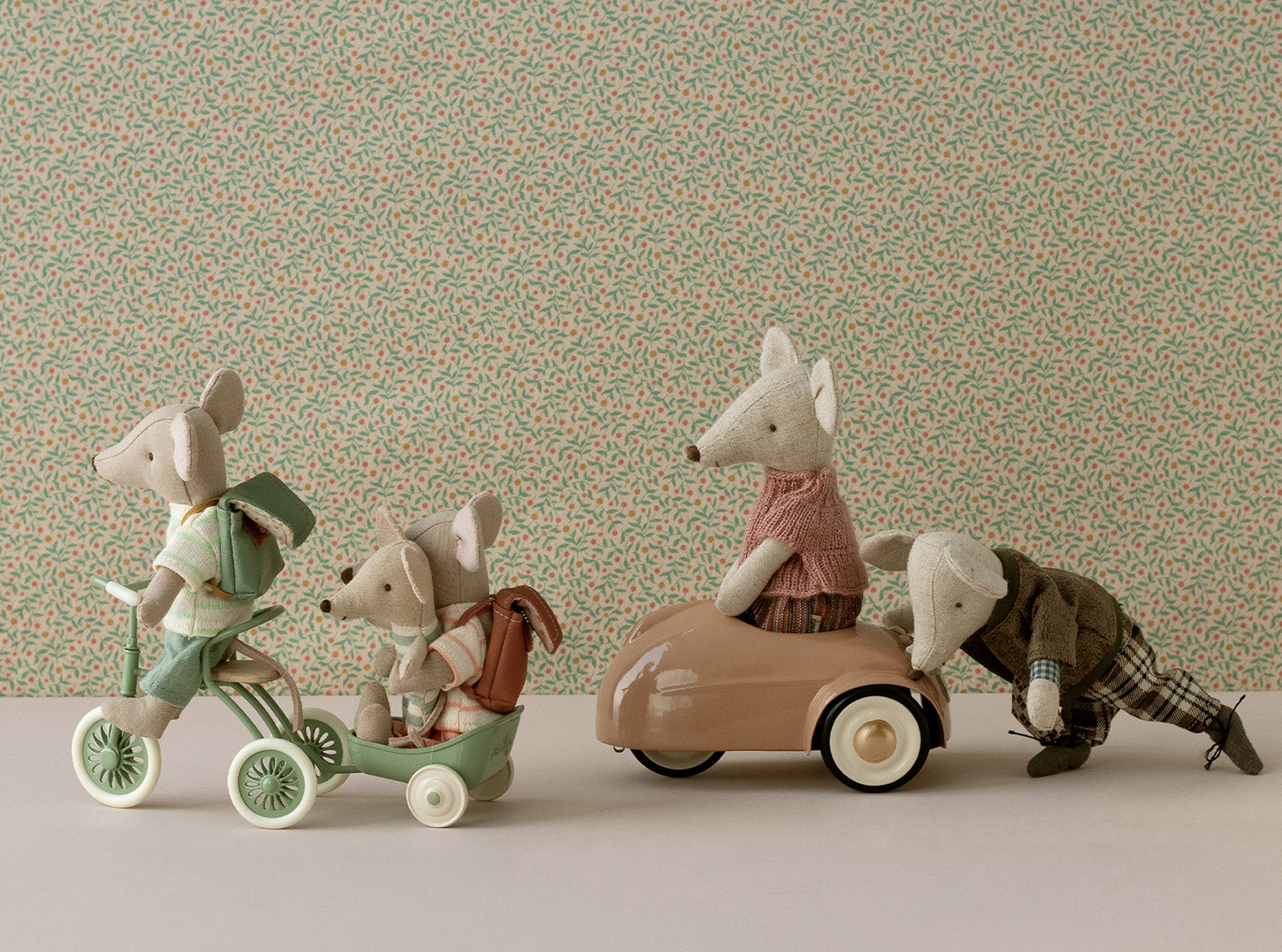 Maileg Tricycle hanger, Mouse - Green