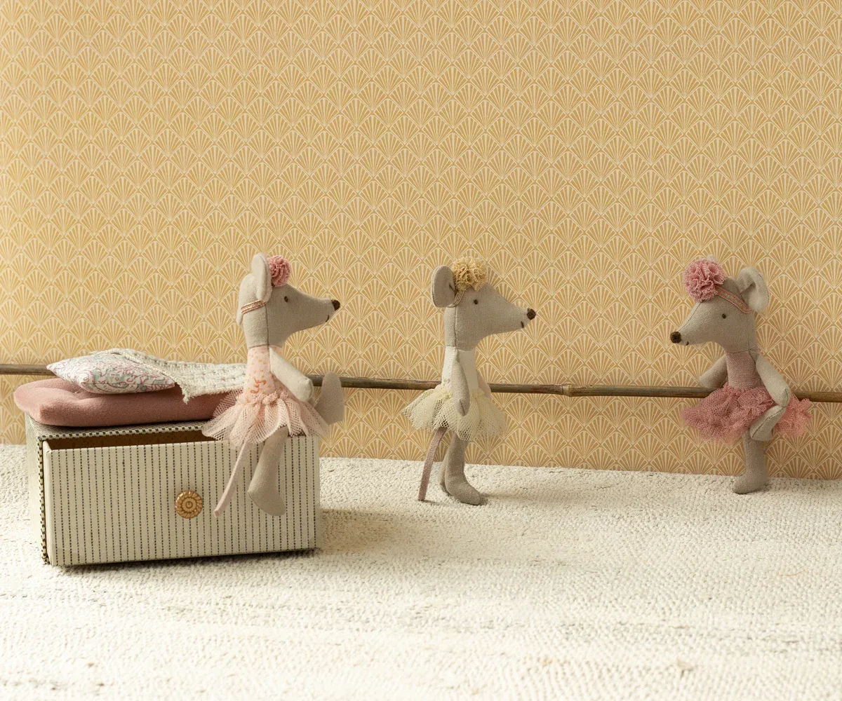 Maileg Ballerina mouse, Little sister - Off white